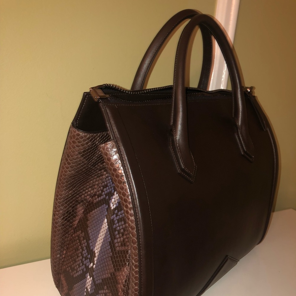 Alexandra Clancy Sullivan Tote